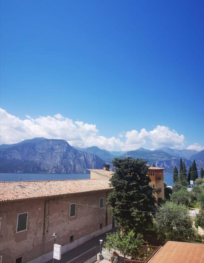 Albergo Al Pescatore Brenzone sul Garda Luaran gambar